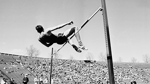 Olympic champion Dick Fosbury, who revolutionised the high jump with the "Fosbury Flop", has died at the age of 76.