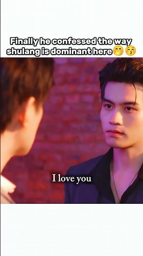 His expression he love to be manhandled🤭💓 #Tomyshore #bl #blseries #tiktok #fyp