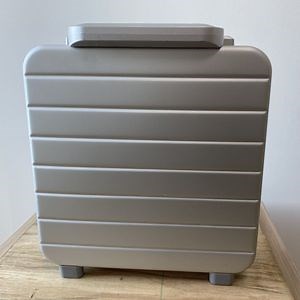 [Hot Item] Mini Portable Suitcase Customizable Lockable Watch Storage Box Molded Aluminum Instrument Box