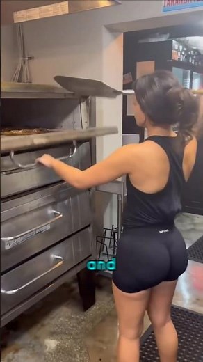 This Pizza Restaurant Went Viral for This 😮