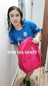 28K views · 920 reactions | Todos os dias são assim, Ju acorda, toma o remédio e vai para o banho, se troca e vai tomar o café. Primeiro o toddy e depois o pão, tem dia que ela acorda bem e animada, mas tem dia que já acorda irritada, a oscilação de humor é constante. Hoje ela já acordei bem e seguiu todos os meus comandos e na escola também ficou bem e isso é uma grande alegria para nós, como é a manhã na casa de vocês? | Irmãs Autistas | Facebook
