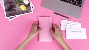 Checkbook Cover for Personal Checkbook，Pu Leather Check Book Covers for Women and Men，With Pen holders and Elastic Bands & Built-in Clear Plastic Divider for Duplicate Checks，Gold