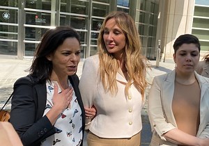 OneTaste ex-CEO Nicole Daedone, an ‘orgasmic meditation’ guru, surrenders in Brooklyn forced labor case