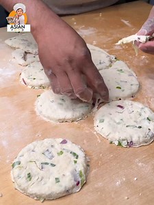 Sri Lankan Pol Roti - Coconut Roti | Asian food