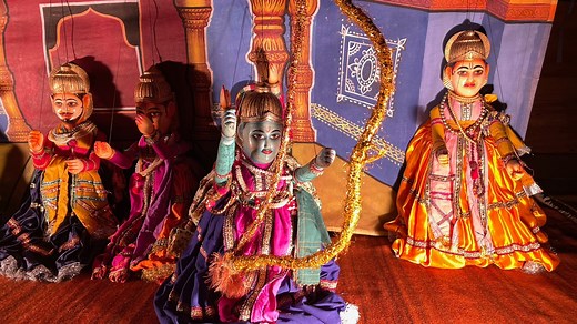 Scenes of Ramayana through Chitrakathi, an ancient art form #chitrakathi #sindhudurgvibes #cocoshambhala #puppetshow | Veidehi Gite