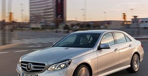 Mercedes-Benz lança novo Classe E no Brasil