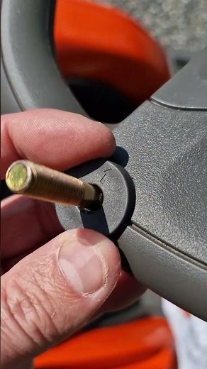 Installing the Husqvarna Steering Wheel Knob on the R216T AWD