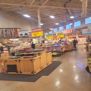 Holy Moly 🤯 HEB Grocery store 😳 | McIntire's Mini Mansion