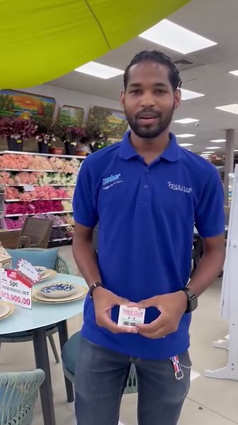 2.6K views · 59 reactions | THIS WEEKEND ONLY - our executive cards are 50% off! ✨ Requirements: ✔️ A one time fee & one form of national ID. #thepriceclubtt #thelowpriceleader | The Price Club Supermarket | Facebook