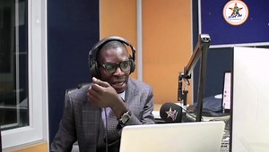 "Mukadzi wangu haana chikoro", Paradzai Mesi ofumura hapwa | Zim Legends