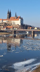 In Meißen gibt es wieder viele Eisschollen auf der Elbe zu sehen. Der Winter macht keine Pause, wie sonst so oft. #meissen #sachsen #winter #elbe #eisschollen | Mystik Moments Fotografie Meißen