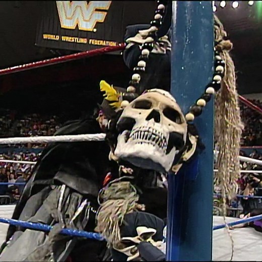 Papa Shango turned up the HEAT on his opponent with a red-hot curse! | WWE