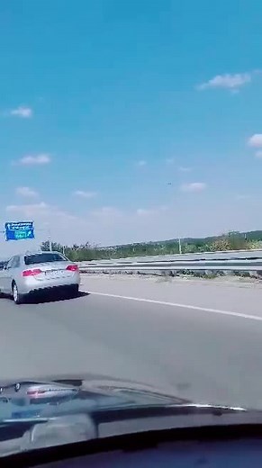 Videos de Dido Pavlov95 (@didopavlov92) con “Police Siren - Police Siren”