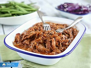 Keto Pulled Pork with BBQ Sauce | KetoDiet Blog