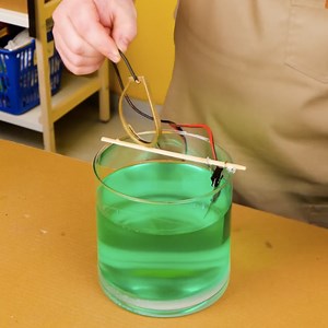 Bringing vintage aviator glasses back to life 🛫 | 5-Minute Crafts Teens