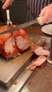 Craving a Sunday Carvery like no other?  Our carvery features the freshest, locally sourced vegetables, succulent British meats, and of course, homemade Yorkshire puddings with rich gravy 朗 Come treat yourself to the ultimate Sunday feast - book your table now ️ ☎️01442 732132 The plough, Leverstock Green Road, Hemel Hempstead, HP3 8PR BOOK NOW: https://booking.resdiary.com/widget/Standard/ThePlough6/50569 | The Plough | Facebook