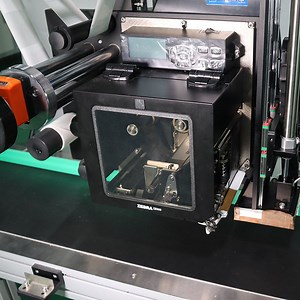 [Hot Item] Gosunm Real-Time Printing Labeling Machine Digital Label Printing and Labeling Machine