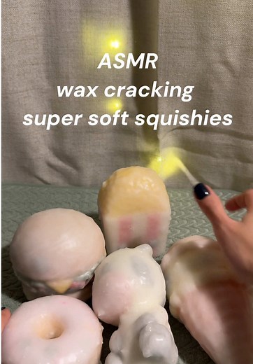 asmr cracking my favorite super soft and slow rising squishies! 🥺🥺💖💖💖 #asmr #asmrsounds #cute #relaxing #satisfying