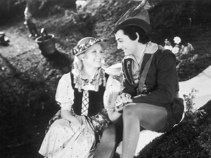 March of the Wooden Soldiers (Babes in Toyland) - Apple TV