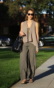 Jessica Alba - wielka metamorfoza w Vogue Italia (FOTO) | Kozaczek: Gwiazdy, plotki, celebryci, gorące zdjęcia, newsy ze świata show-biznesu