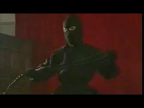 Masked female villian killer 蒙面女反派 鞭子虐打 踩踏 勒死