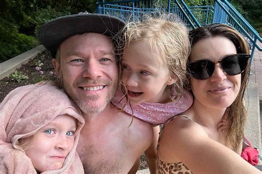 “Smallville ”Star Aaron Ashmore Reveals He Quietly Split from Wife Zoe Kate During COVID: 'The Hits Just Kept Coming'