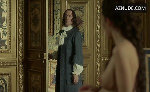 Anna Brewster Prosthetic, Butt Scene in Versailles