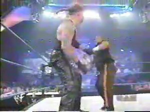 The Undertaker vs Tazz - WWF Smackdown! - 11/29/01