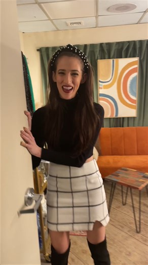 6.3K views · 79 reactions | ✅ A tour of Amber Ardolino's Broadway star dressing room designed by DevinSparkles #ABeautifulNoise #ABeautifulNoiseMusical #NeilDiamondMusical #NeilDiamond | A Beautiful Noise Musical | Facebook