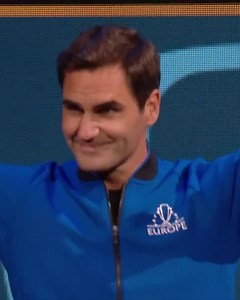 Kuldegysninger! Der var skruet helt op for Federer-stemningen, da den schweiziske tennislegende trådte ind på O2 Arena ❄️ Se Roger Federer spille sin allersidste professionelle tenniskamp på discovery senere i aften 🎾 | Eurosport Cykling