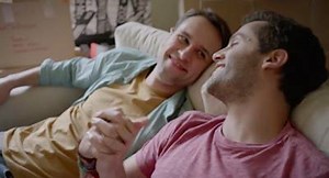 Colgate lanza primer anuncio Gay en #México. Dura sólo 30 segundos y se ha vuelto viral. Hay tantos momentos para estar orgulloso, tantas razones para sonreír. | Noticias LGBT