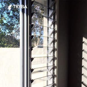 [Hot Item] Balcony Glass Louver Window with Minimalist Style
