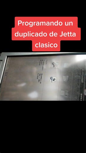 Programando un duplicado de Jetta clásico #jetta #llave #vw #programacionautomotriz #programacion | Borrecerrajero