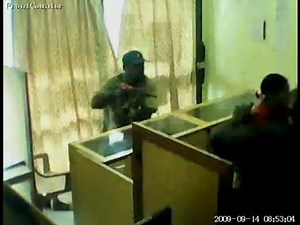 Armed Robbery, Madang, Papua New Guinea. 14/9/2009. small computer retailer gets robbed. PNG robbery