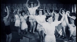 Journey through history with #FlyWithMe on American Experience | PBS tonight! Witness the trailblazing women who became flight attendants in an era when restrictions on single women were the norm. Join us to salute these remarkable women!!! WEDU l Feb 20 l 9 PM Stream on the PBS App 👉 pbs.org/show/american-experience/ | WEDU PBS