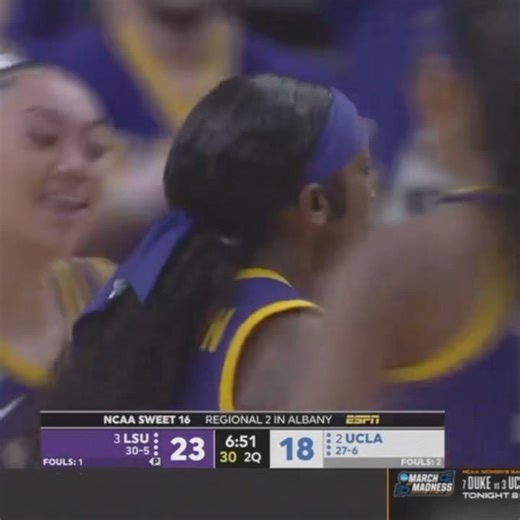 BIG FOH in her duffle bag 💼 She currently has 19-pts, 7-reb, leading all scorers! LSU Women's Basketball x 📺 ABC | Southeastern Conference
