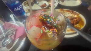 8.5K views · 955 reactions | Have you tried this famous Pakistani dessert? Oh my it was amazing!!  I will definitely be having this again 襤 #pakistan #foodie #dessert | Shamozai Mangoes | Facebook