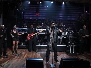 272K views · 11K reactions | R. Kelly - Your Body's Callin, Sex Me, It Seems Like You're Ready, Feelin' On Yo Booty & Can We Get Up On A Room [Throwback Sunday With Dee J Greg] Part 1 | Dee J Greg | Facebook