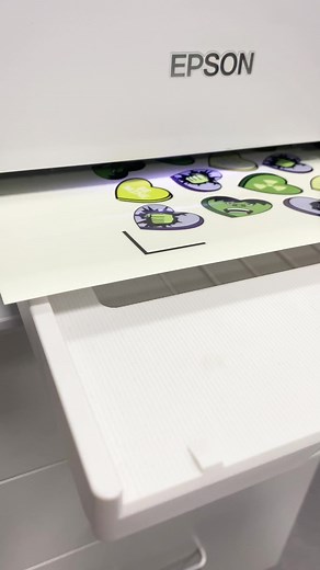 Material: * Glow in the dark printable sticker vinyl * Holographic laminate sheets | TeckWrap Craft