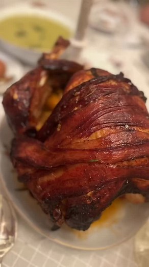 Have a Thanksgiving menu? #thanksgiving #thanksgivingmenu cubansandwich #restaurant #deliciousfood #goodfood #tastyfood #cubanchef #cubansandwich #cubano #foodie #eatlocal #smallbusiness #supportsmallbusiness #catering #caterer #privateevents #privateparty #bridalshower #babyshower #weddings #birthdaycelebration | The Cuban around the corner