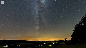 13K views · 123 reactions | All of the luminous matter, that which we can see with the naked eye or a telescope, makes up less than 10% of the mass of the Milky Way. | Cosmoknowledge | Facebook