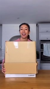 Happy Pancake Day 🎊 @cookingwithkidsco shows us how to make her mouth watering pancakes using the pancake and waffle maker (41B668) 😍 What’s your go to topping? Ours has to be the classic lemon and sugar🍋 ✨What you’ll need: ~1 Cup / 120g self raising flour, sifted ~1 tsp. baking powder ~½ tbsp. caster sugar ~Pinch salt ✨Wet ingredients in a separate bowl: ~1 cup / 225ml milk ~1 medium egg ~15g butter, melted ✨What you’ll do: 1) Place the self raising flour, baking powder, sugar and salt into 