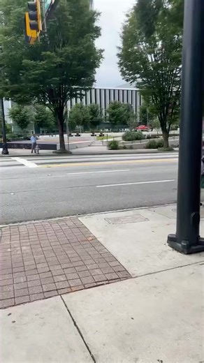 #WATCH | President Biden convoy arriving to Atlanta, GA | Voz Media