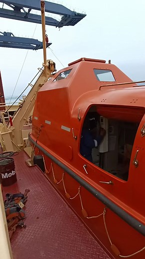 1.1K views | Lifeboat maintenance #lifeboat #lifeboatmaintenance #safety #safetyfirst #SEAMAN #seamanship #seamandaragat #fbreels #fbreelsvideo #fbreelsviral #reels2023 #reelsvideo #reelsfb #reelsviral #fypシ゚viral #fypviral #fypシ #seaworthy | Mandaragat | Facebook