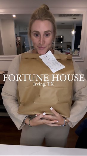 FORTUNE HOUSE {IRVING, TX} 🥟 Where are your favorite #soupdumplings in the DFW area ⬇️ Here’s what we got from 📌 @FortuneHouseCuisine #blondeswhoeat #dallasfood | Blondes Who Eat