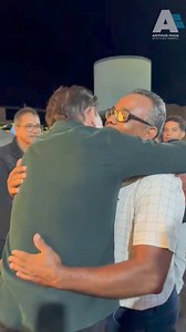 98K views · 343 reactions | E mais uma vez o São João do Gurutuba em Guanambi, foi um grande sucesso. Me sinto muito feliz ao participar dessa belíssima festa e receber o carinho do meu povo. Parabéns ao nosso prefeito e querido amigo, Nal Azevedo. Estamos juntos pela nossa amada Guanambi | Arthur Oliveira Maia | Facebook