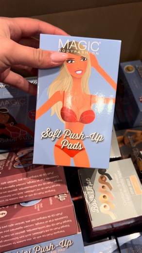 1.8K views · 4 comments | Meer volume creëren in je strapless bikini of badpak? 朗deze zijn de MAX! How to do? Dat zie je op deze video ♥️ €14,99 & eindeloos herbruikbaar! Geschikt voor te zwemmen. | BikinisOnline.eu | Facebook