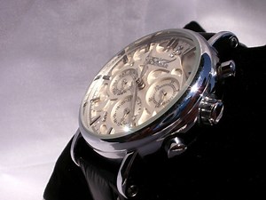 Review of the Jaragar jjs008 Unisex Automatic Wristwatch With Date and Day Functions