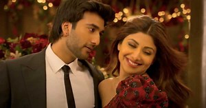 Pagal hua deewana hua because Chura Ke Dil Mera is releasing tomorrow!!! 💃 🎶🕺 #ChuraKeDilMera 2.0 #Hungama2 #DisneyPlusHotstarMultiplex #PareshRawal, Shilpa Shetty Kundra, #Pranita, #Meezan, Johny Lever Rajpal Yadav | Disney Hotstar India