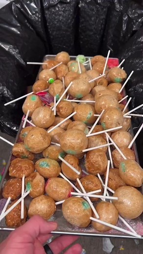 Freeze Drying Caramel Apple Pops!😱🍭 #reels #satisfying #sweets #candies | Trendy Treat